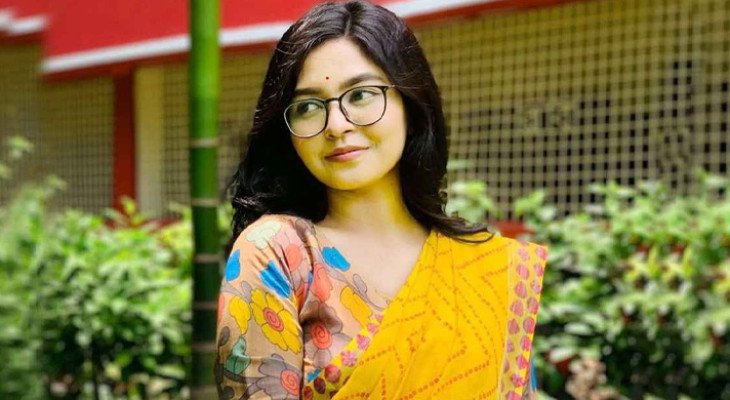 ছাত্রদল নেত্রী প্রীতিকে নিয়ে ছাত্রলীগ নেত্রীর ফেসবুক পোস্ট ভাইরাল